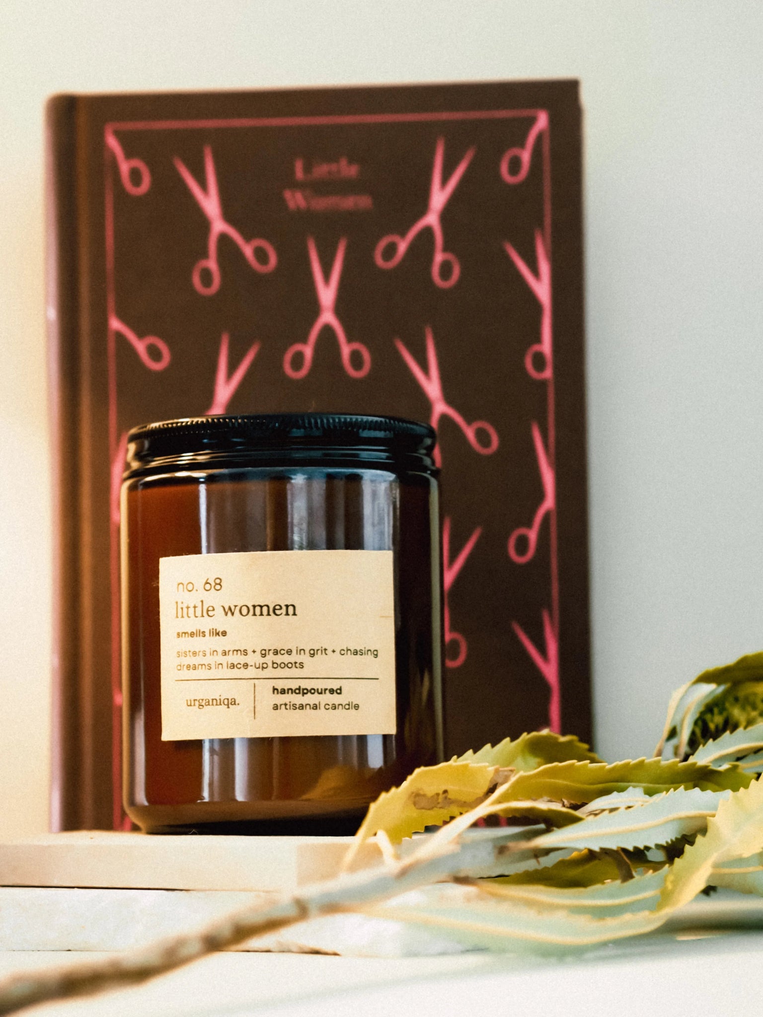 Little Women Scented Candle | Nobela Collection - Urganiqa
