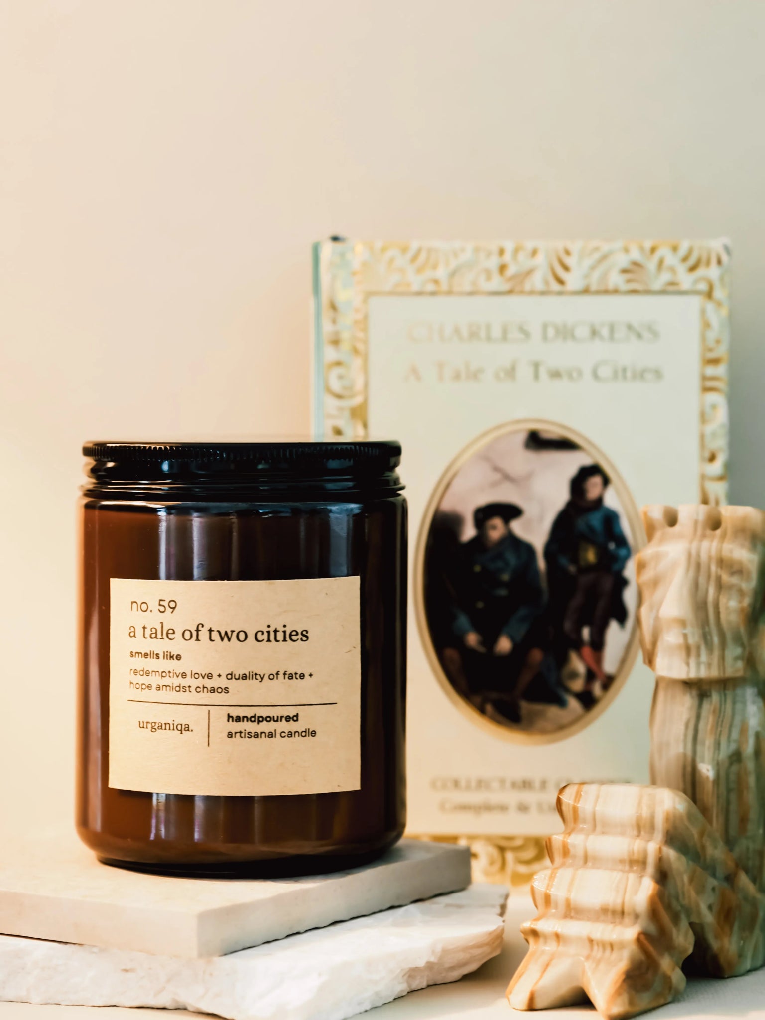 A Tale of Two Cities Scented Candle | Nobela Collection - Urganiqa
