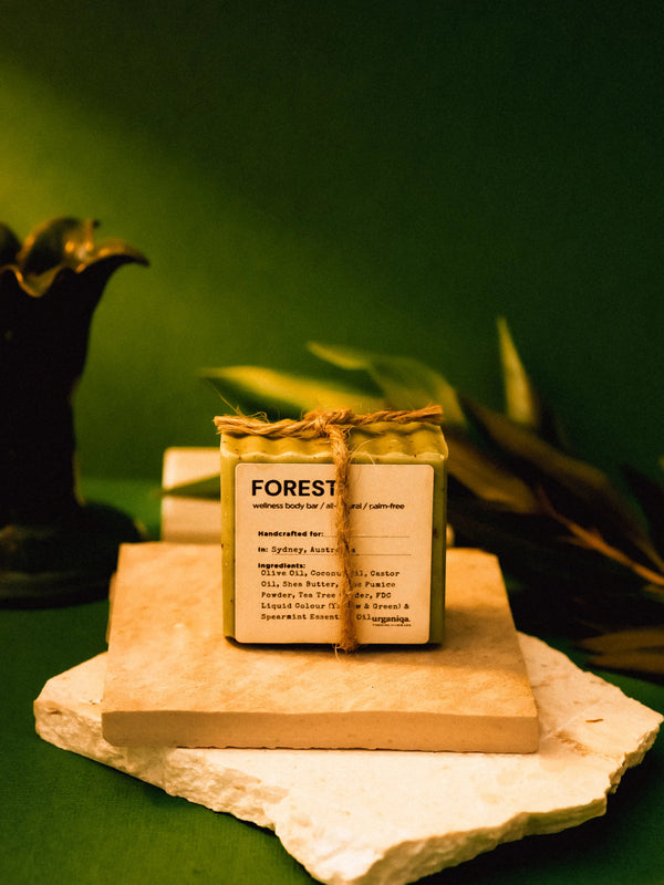 Forest All - Natural Naked Soap Palm - free & Cruelty - free | Guapa Collection - Urganiqa