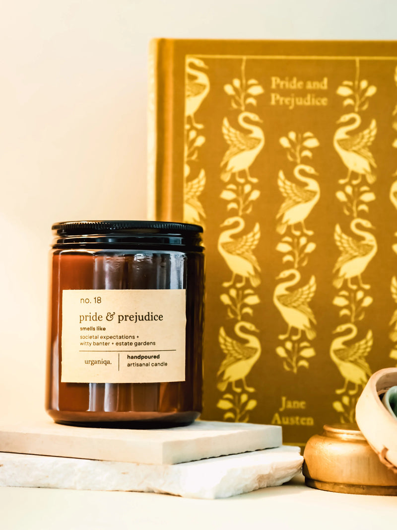 Pride & Prejudice Scented Candle | Nobela Collection - Urganiqa