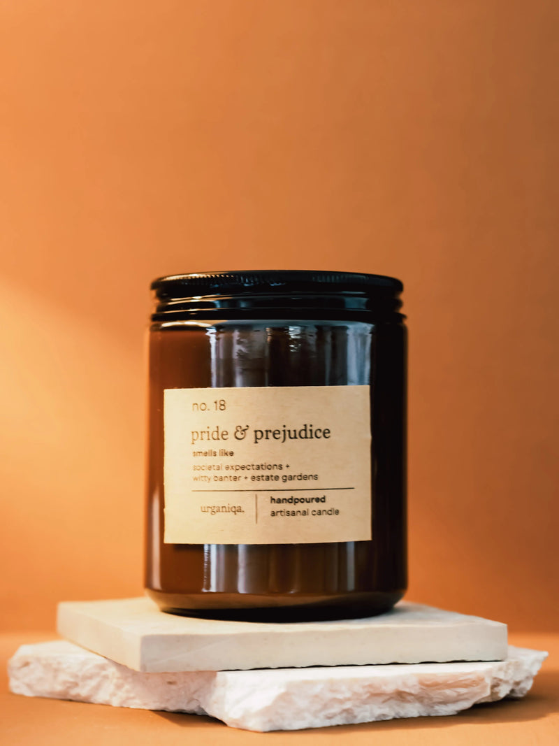 Pride & Prejudice Scented Candle | Nobela Collection - Urganiqa