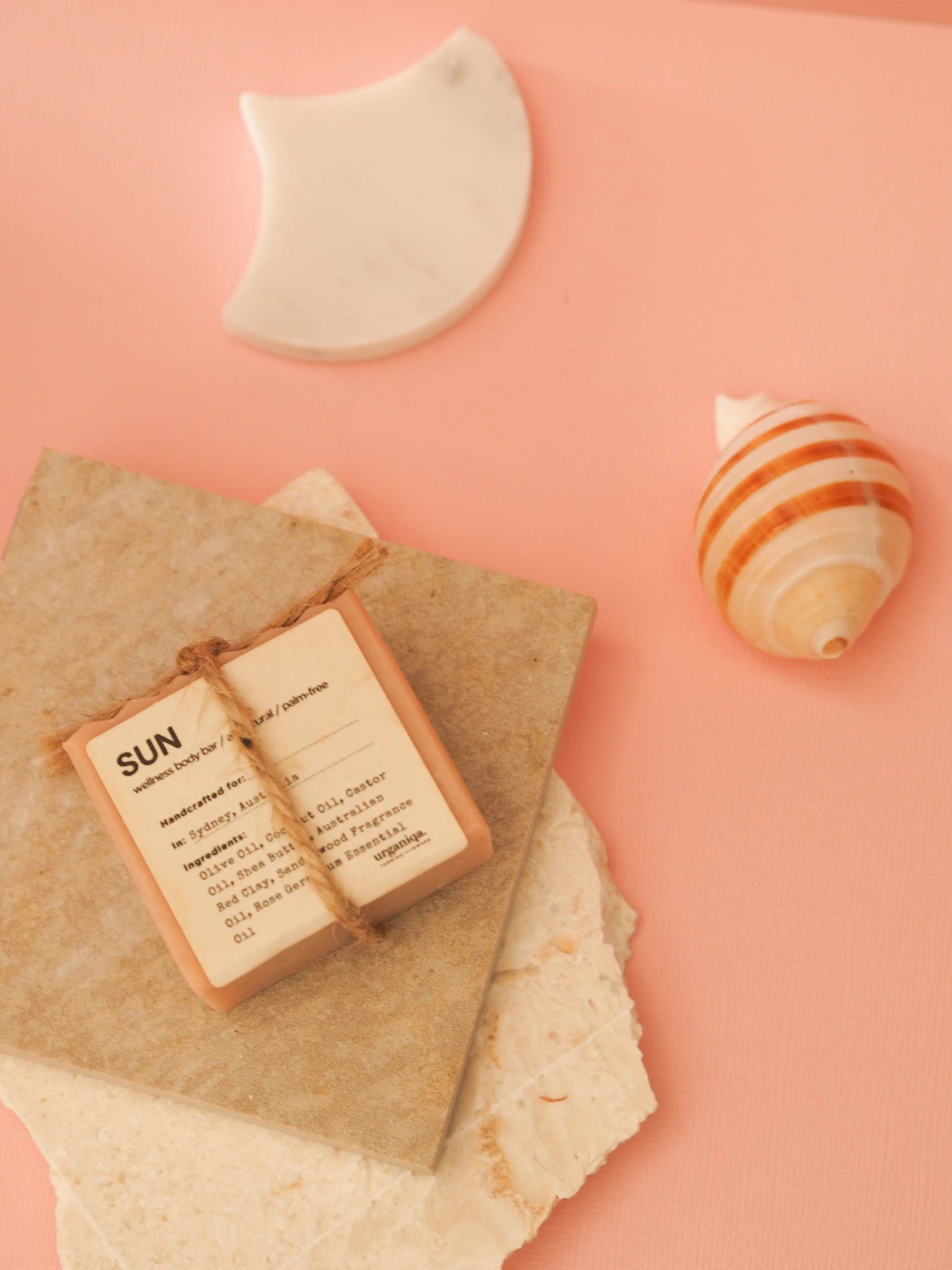 Sun All - Natural Naked Soap Palm - free & Cruelty - free | Guapa Collection - Urganiqa